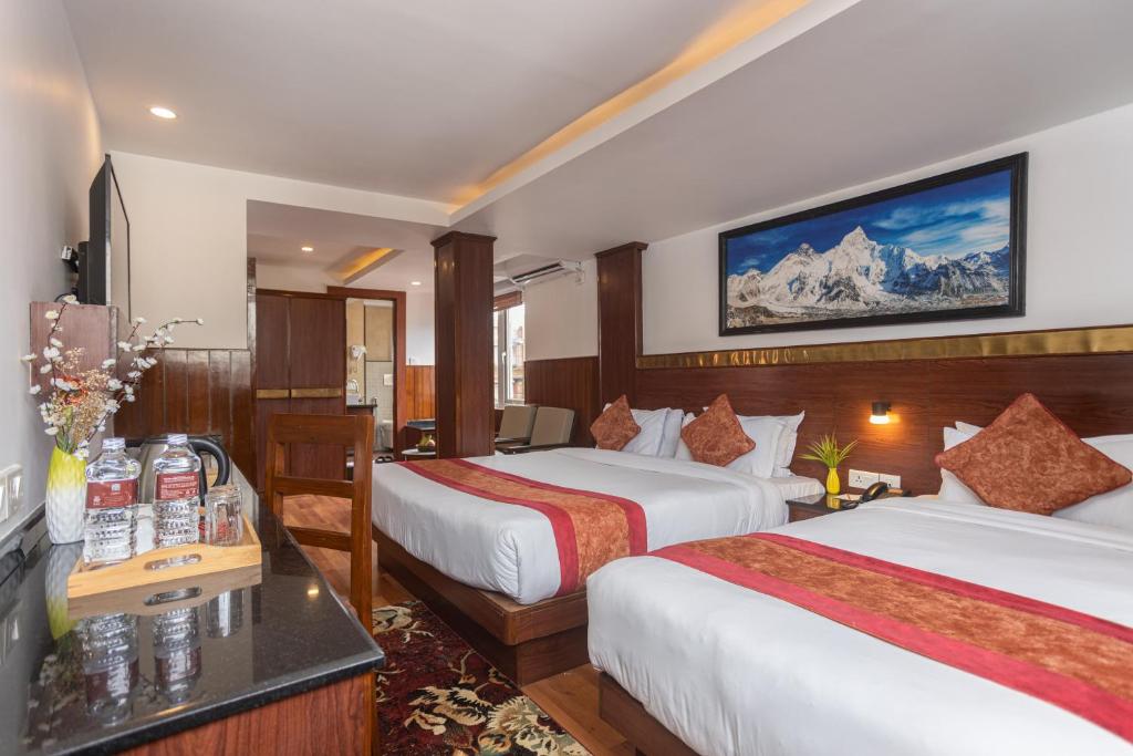 Deluxe Family Room